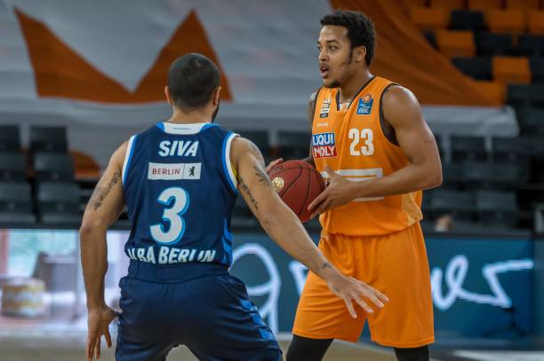 在高水平电 在高水平电